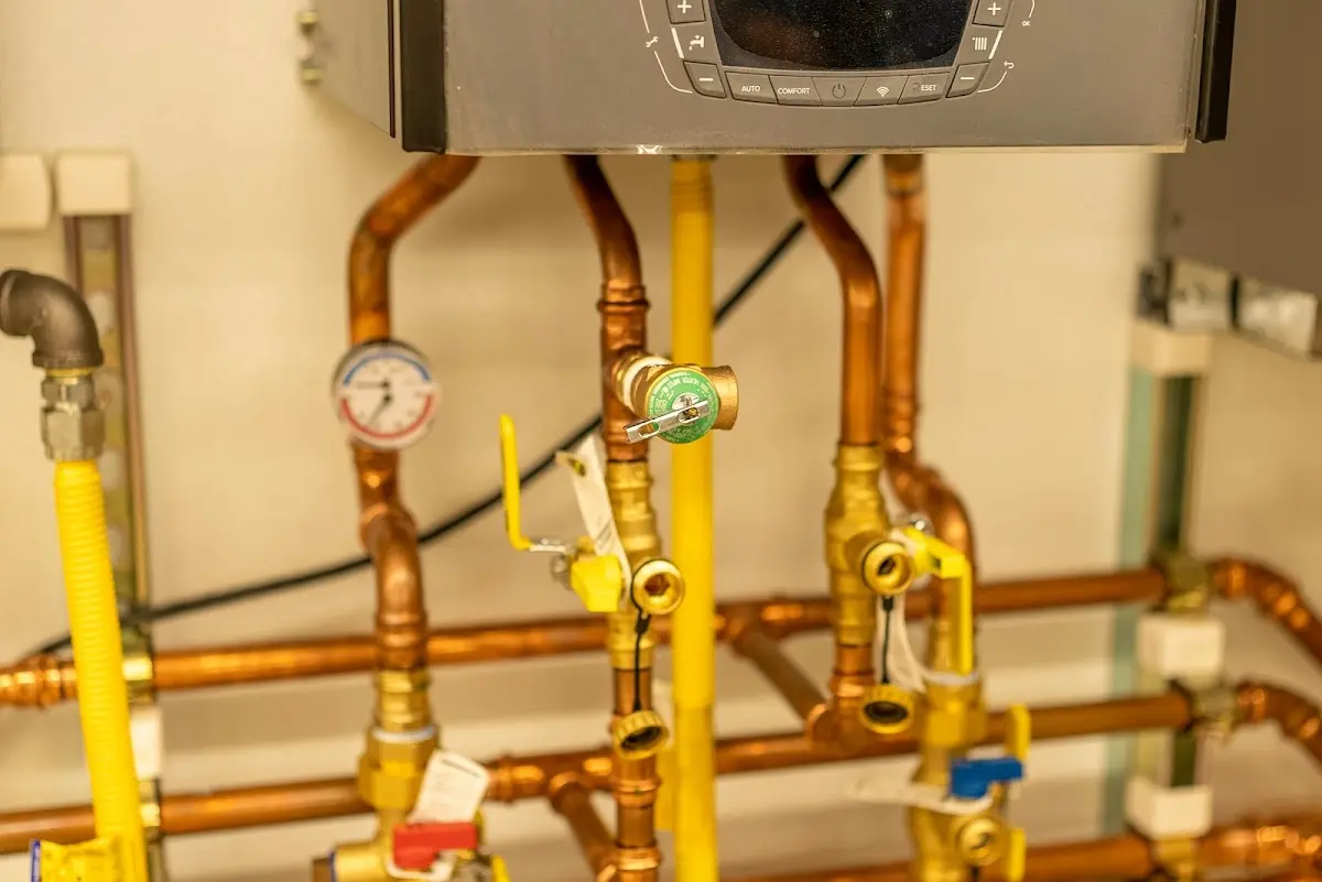 Licensed technician providing Pipe Repair for a homeowner in Walnut Creek